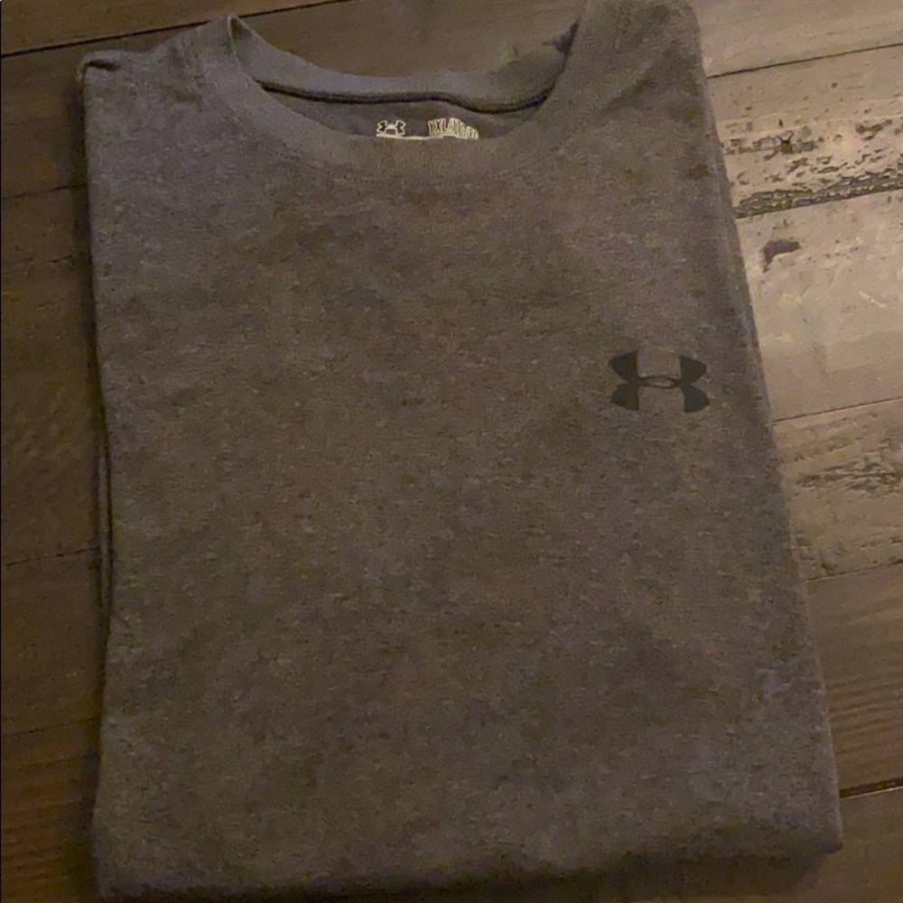 Under armour shirt